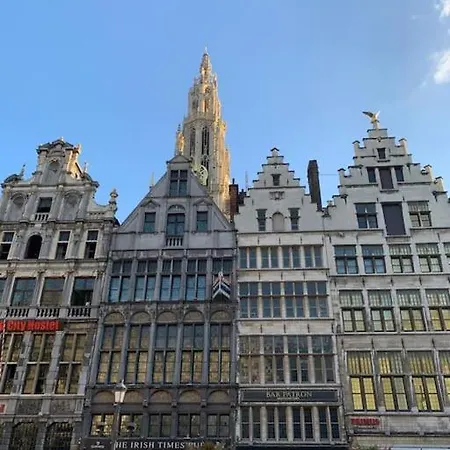 Hippe Studio In Historisch Gebouw In Oude Centrum Antwerp Exterior photo
