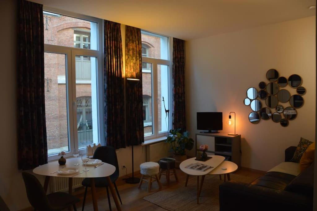 Apartment Hippe In Historisch Gebouw In Oude Centrum Antwerp